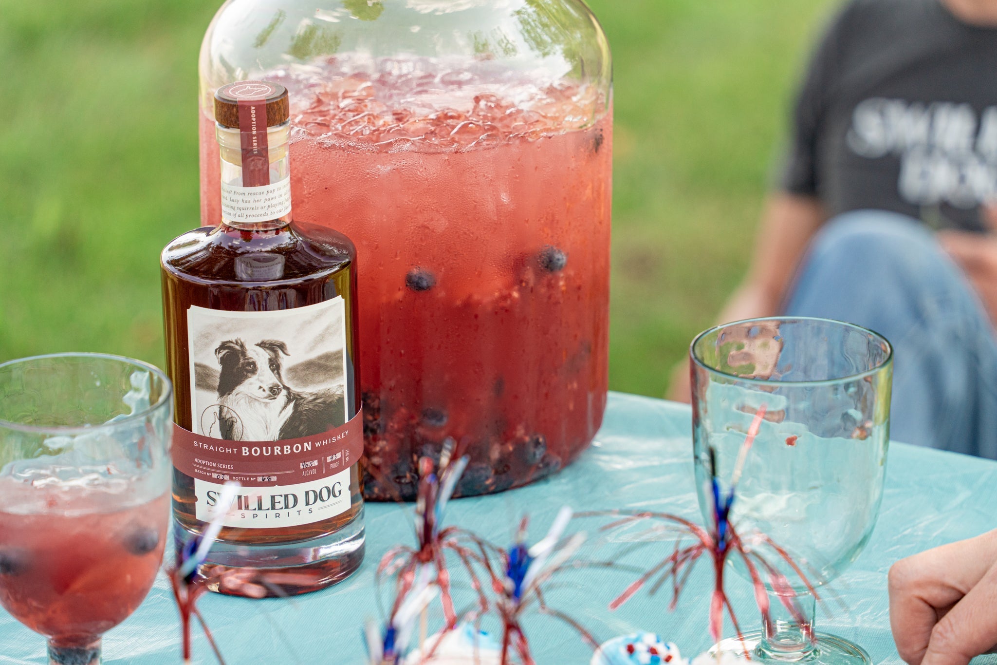 Berry Bourbon Punch | Your New Favorite 4th of July Crowd-Pleaser ...